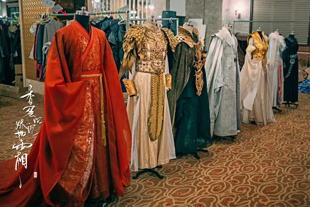 Ashes of Love Costumes
