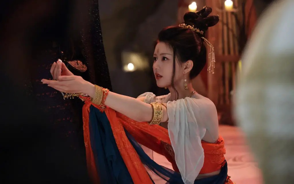 Zhao Lusi's "The Story of Pearl Girl" Rallies Support from Celebrity Friends Like Xiao Zhan