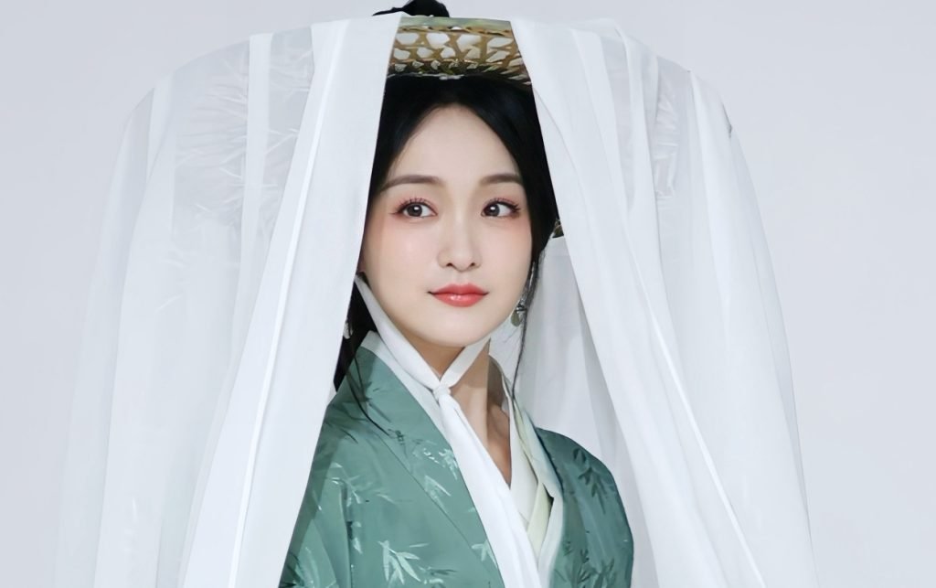 He Hongshan’s Saliva Allergy Is the Reason She Often Plays Villains, But Not This Time