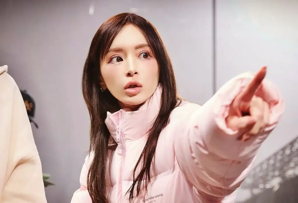 Jpop Star Ayumi Hamasaki Shrugs Off Rumours Elon Musk Fathered Her Children