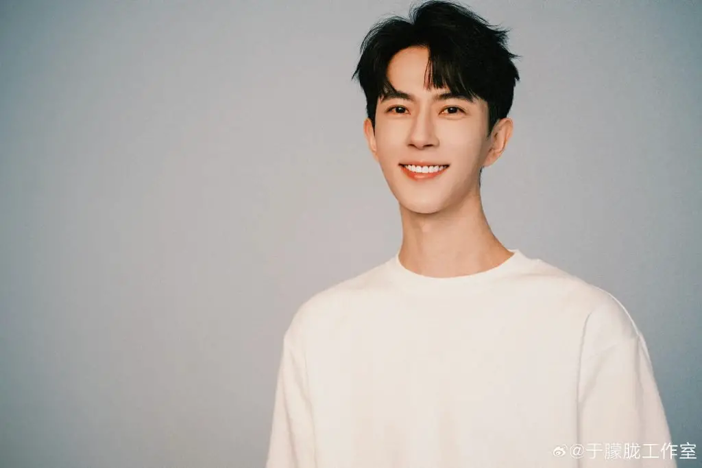 Chinese Actor Alan Yu Menglong Dies at Age 37 After Falling from Building — His Studio Confirms
