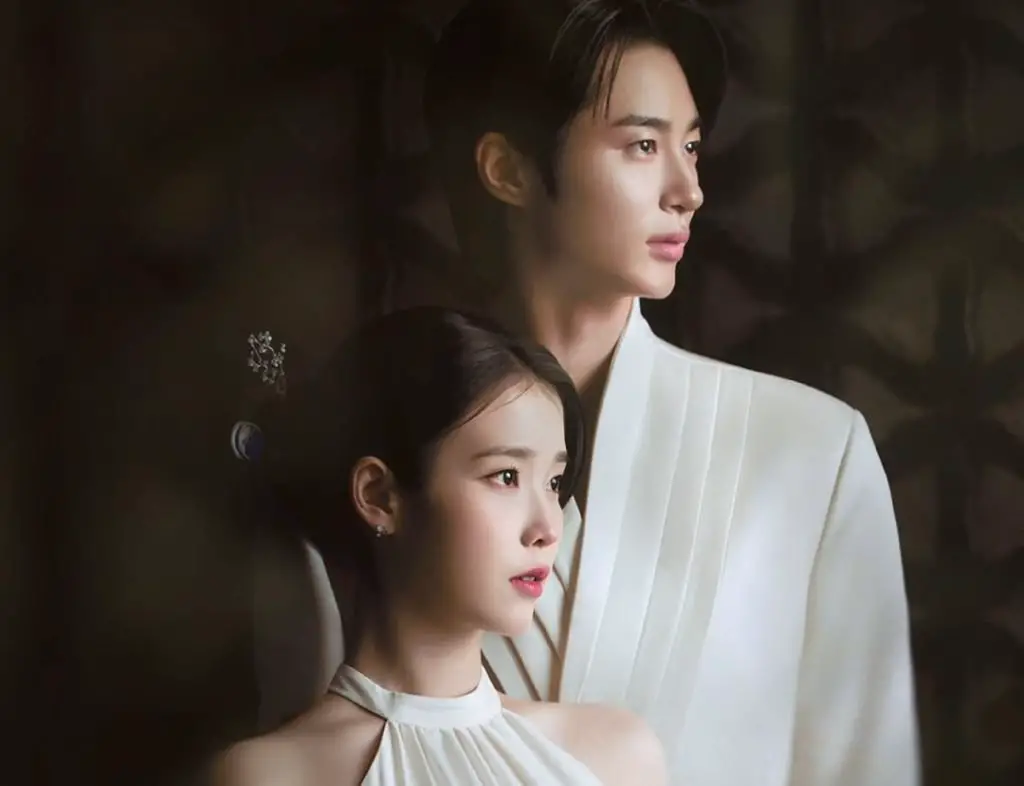 Perfect Crown Lands in Controversy, Prompting Apologies From IU and Byeon Woo-seok