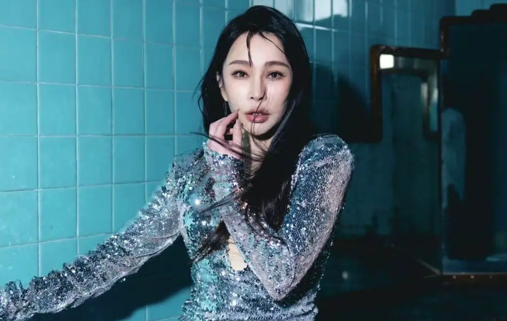 Taiwanese Singer Landy Wen Suddenly Hospitalized, Remains in ICU